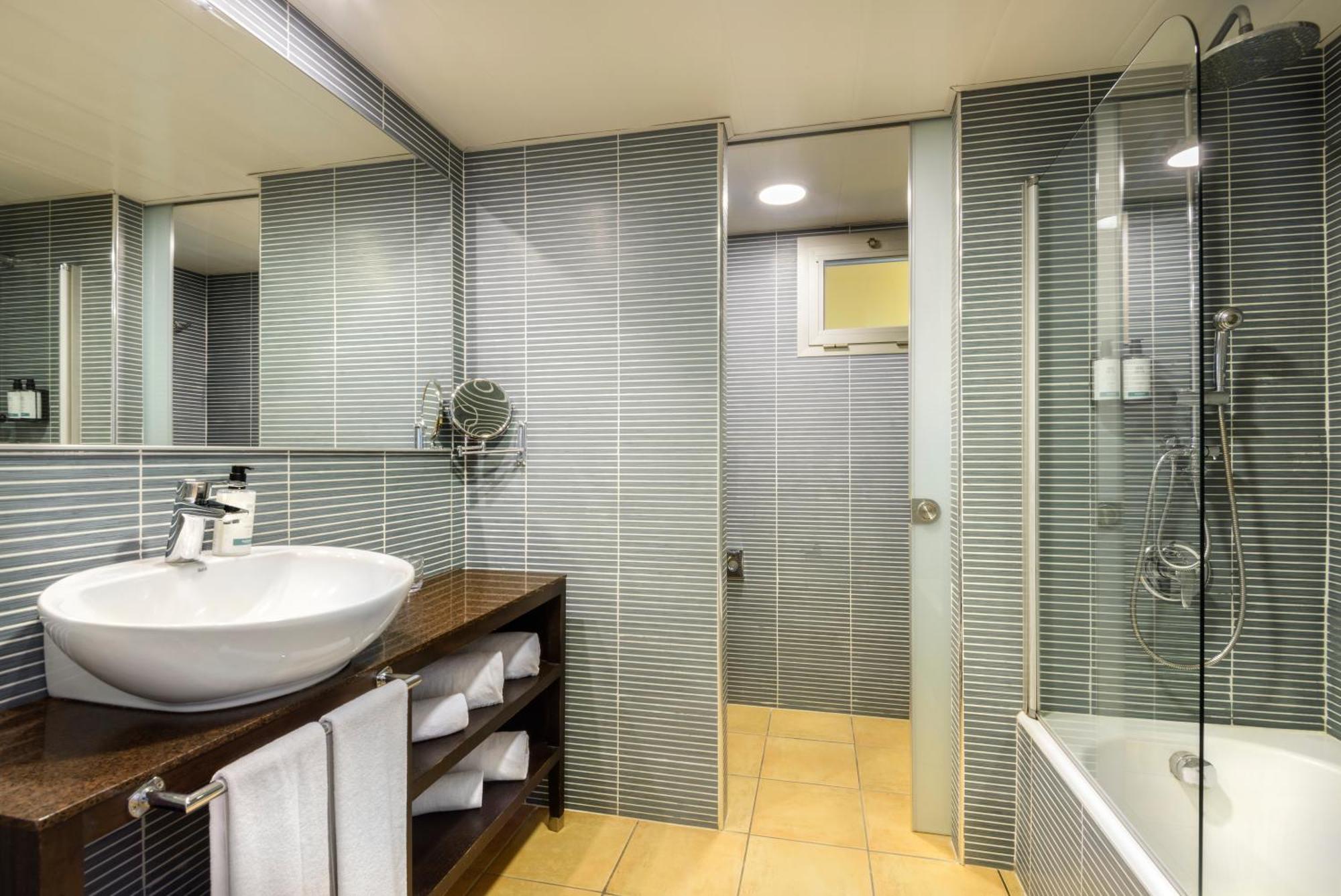 Occidental Menorca (Adults Only) Hotel Punta Prima  Luaran gambar